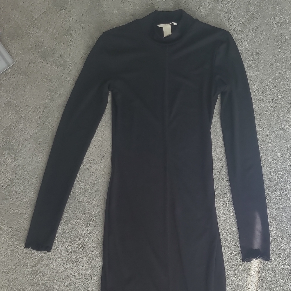 H&M Classic Black Long Sleeve Dress